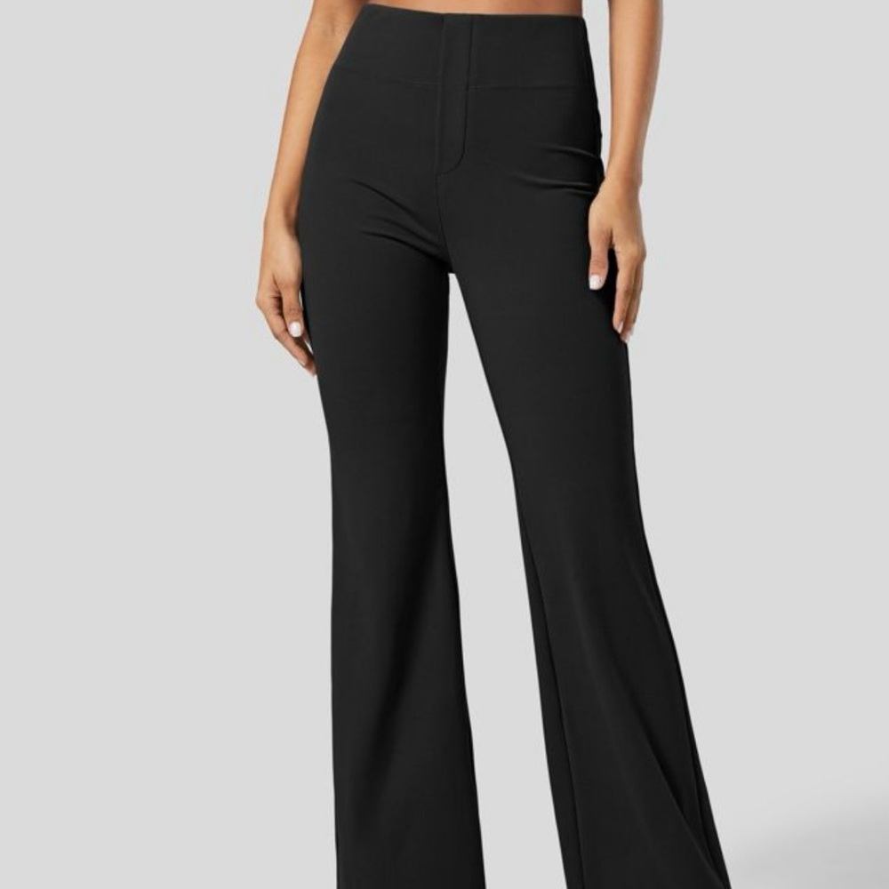 HALARA Black Flare Pants